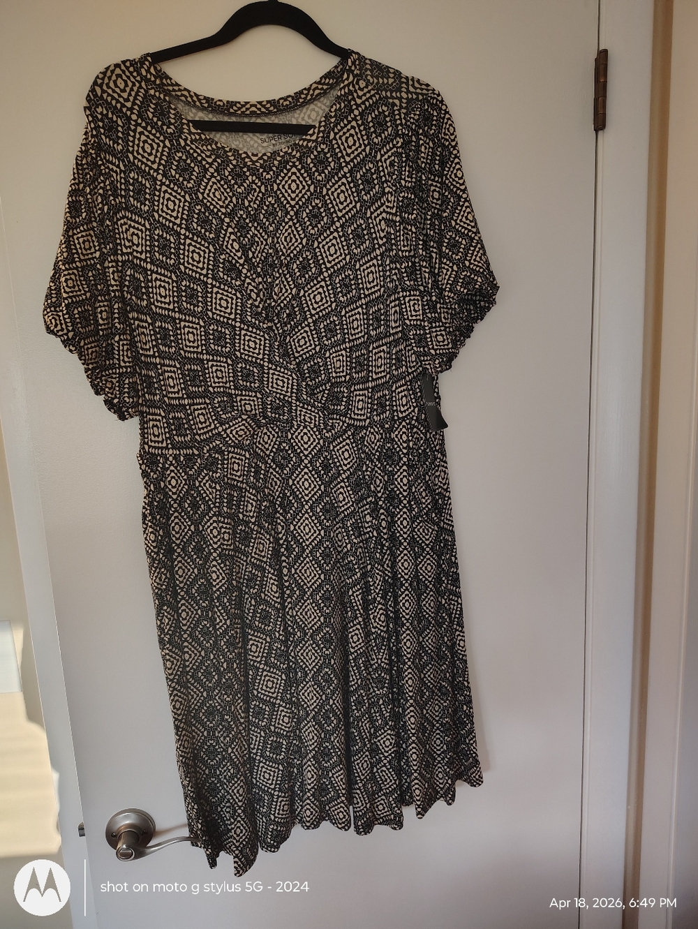 Super soft knit patterned dress.